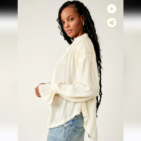 FREE PEOPLE Olivia Smocked Top vanilla cream. Size Small - Picture 6 of 16